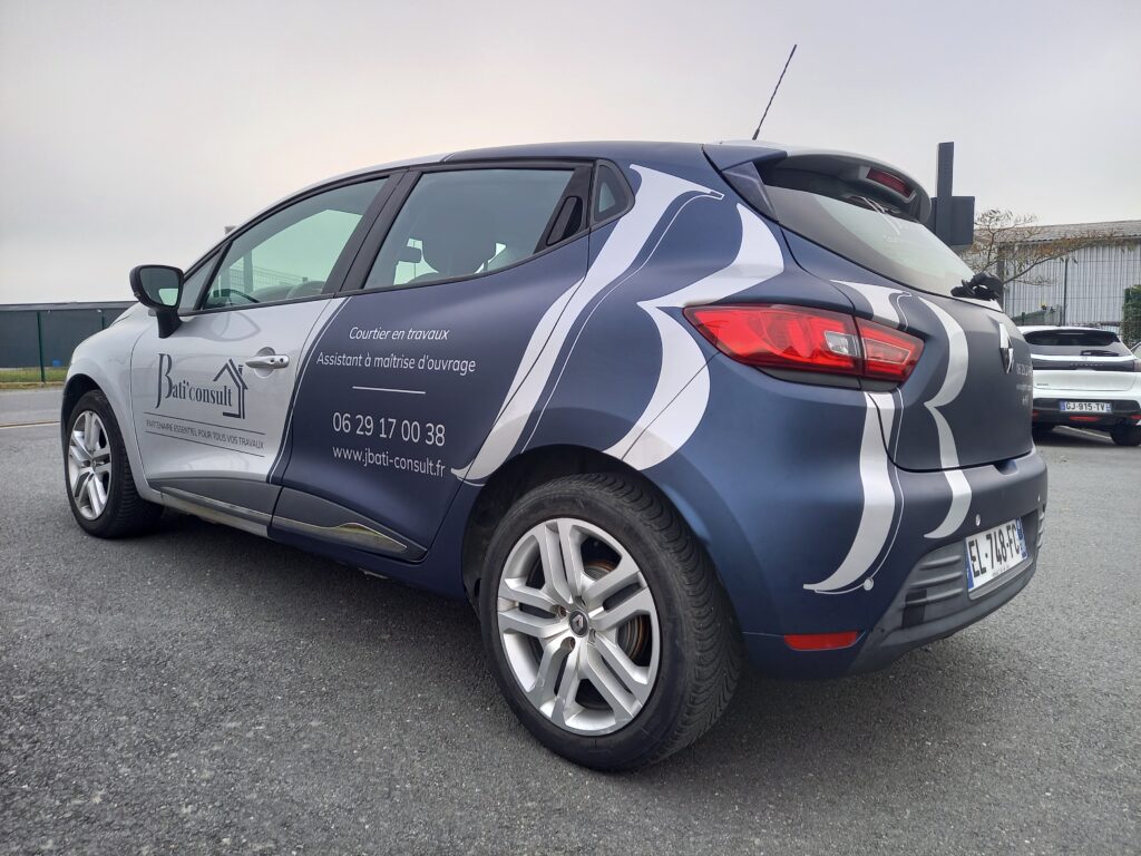 Covering Emprint Cholet flocage véhicule bâti consult par Emprint enseigne et signalétique